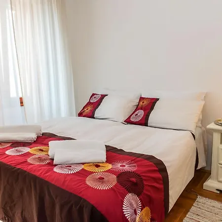 Clorinda Sea View Free Parking